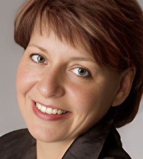 Frau Eva Nitsche