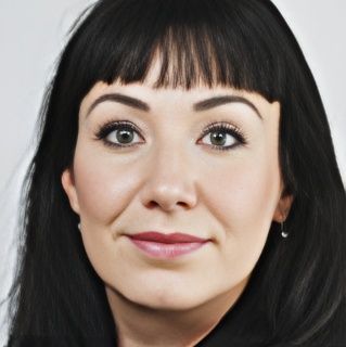 Frau Susanne Pfau