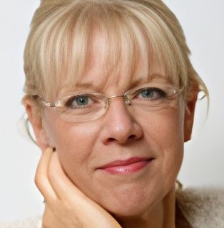 Elke-Anna Hauseur-Schuster