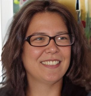 Frau Anja Winau
