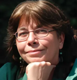 Frau Angelika Schmitz