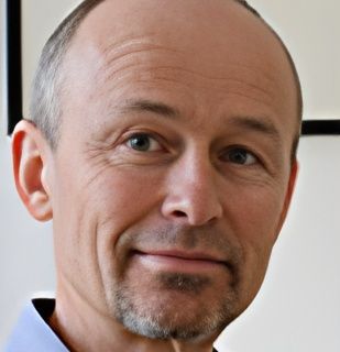 Herr Lois Hacksteiner