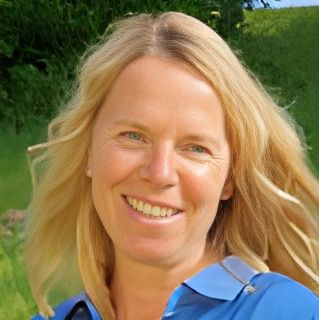 Frau Christiane Heße-Becker