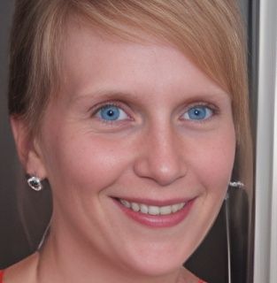 Frau Stephanie Wilke